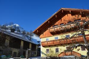 The building in which the homestay is located