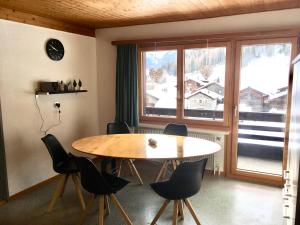 Fotografie z fotogalerie ubytování Apartments Carmena v destinaci Saas-Grund
