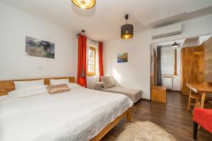 Postel nebo postele na pokoji v ubytování B&B Villa Sumrak Plitvica Rooms