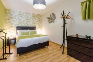 Ένα ή περισσότερα κρεβάτια σε δωμάτιο στο Gite de la barse