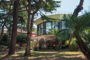 Zahrada ubytování FLORAMARE HEALTH RESORT