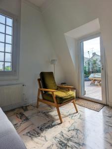 Galeriebild der Unterkunft Appartement lumineux avec terrasse à 7min de Paris in Asnières-sur-Seine