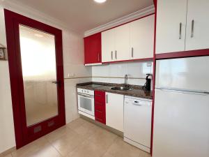 Kuchnia lub aneks kuchenny w obiekcie Amazing sea views Amatista 10