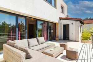 Posezení v ubytování Villa Lelaina near Pula with private Pool and 3 km from the beach