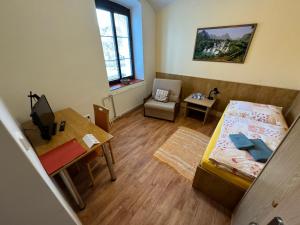 Postel nebo postele na pokoji v ubytování Pension u Svateho Jana