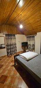 Postel nebo postele na pokoji v ubytování Moksha The blissful escape
