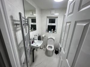 Ein Badezimmer in der Unterkunft Elm Road leyton
