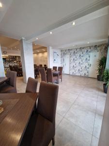 Un lugar para sentarse en Hotel Djerdan