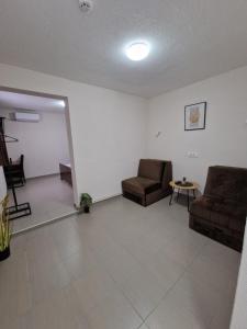 Un lugar para sentarse en Hotel Djerdan