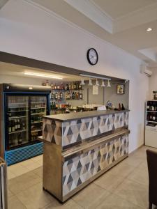 El lounge o bar de Hotel Djerdan