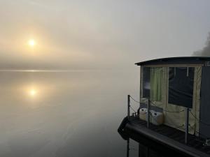 Landskap nær båten