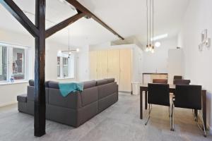 Гостиная зона в Come Stay - Charming Oasis in The Heart of Aalborg