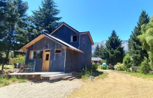 Φωτογραφία από το άλμπουμ του Cabaña Zafiro del Piltri σε Golondrinas