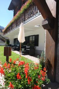 Vrt pred nastanitvijo Albergo Rotenthal
