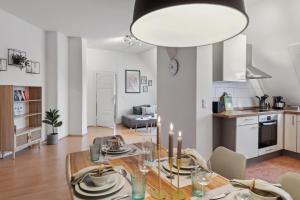 Η κουζίνα ή μικρή κουζίνα στο Hygge Homes - Traumhafte Altbauwohnung nahe Lüneburgs Altstadt