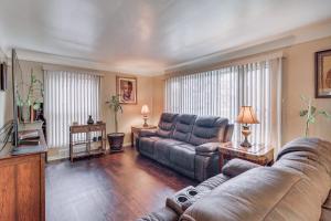 Gallery image of Family-Friendly Detroit Home 12 Mi to Downtown! in Detroit