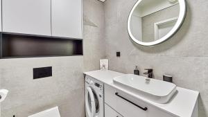 Kúpeľňa v ubytovaní Rezydencja Niechorze 224 - 5D Apartamenty + 17 fotografií