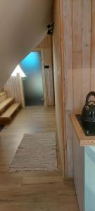 Kuchyňa alebo kuchynka v ubytovaní Nasza Chata - Pokoje i Apartamenty