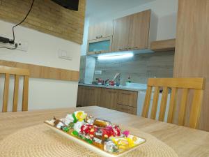 Kuchyň nebo kuchyňský kout v ubytování Apartman SANJALICA Divčibare