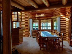 Φωτογραφία από το άλμπουμ του Aapishovi Chalet σε Tapio +19 φωτογραφίες