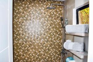 Koupelna v ubytování Leonora Beach Resort and Recreation