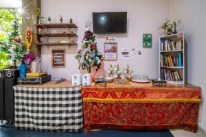 TV a/nebo společenská místnost v ubytování The Kutaya