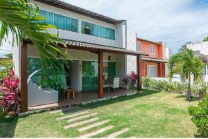 Zahrada ubytování Lindo chalé em Carneiros com piscina privativa, 4Quartos