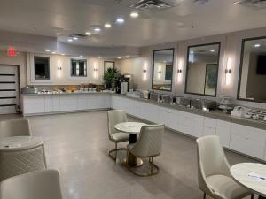 Restaurace v ubytování Wyndham DFW Airport