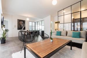 Et opholdsområde på Fliphaus Ravignani 2200 'B' - 3 Bd Vintage Palermo