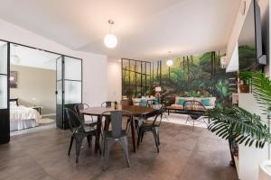 Et tv og/eller underholdning på Fliphaus Ravignani 2200 'B' - 3 Bd Vintage Palermo