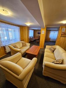 Posezení v ubytování Hostel Wielka Krokiew