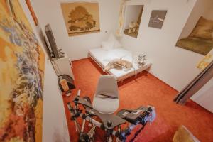 Posedenie v ubytovaní DMG - 'Large, Luxurious Ground Floor' Apartment