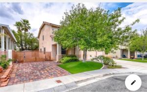 4 Bedroom 2 Bath Modern Single House King Bed ,Las Vegas GEM