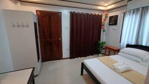 Afbeelding uit fotogalerij van RGL Place Siargao in General Luna +17 foto's