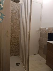 Ένα μπάνιο στο Residence Calazzurra Noto