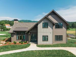 a house with a gambrel at Waynesville Inn and Golf Club, Tapestry Collection by Hilton in Waynesville