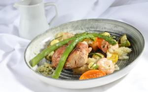 Comida no hotel ou em algum lugar perto