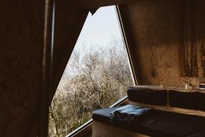 Зображення з фотогалереї помешкання K4 Kudhva Treehouse Cabin with sea view у місті Treknow