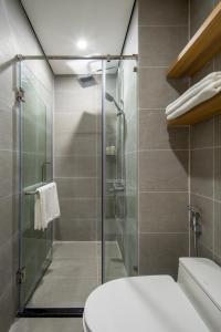 Koupelna v ubytování Studio-Vincent Apartment HaNoi