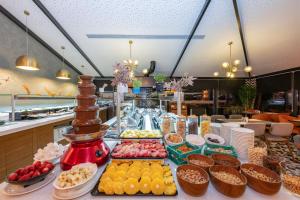 Comida no hotel ou em algum lugar perto
