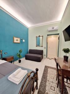 Телевизор и/или развлекательный центр в The Painter's House