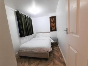 Billede fra billedgalleriet på Colchester 3-Beds Sleeps 5 with Parking & WiFi i Colchester