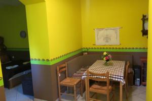 Posezení v ubytování La Ferme de Sissi + 32 fotografií
