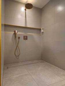 Kúpeľňa v ubytovaní Loft/Jacuzzi L'instant