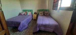 Bonita Casa Señorial en pleno casco antiguo de Nijar客房内的一张或多张床位