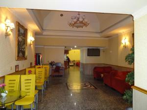 Posezení v ubytování Flushing Hotel