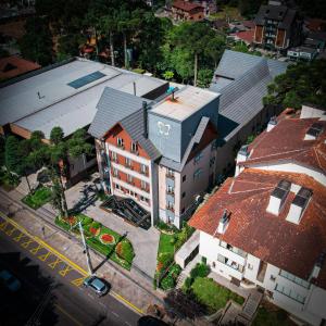 an overhead view of a building in a city at Hotel Querência in Gramado