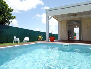 Swimmingpoolen hos eller tæt på Villa Miella avec piscine privée