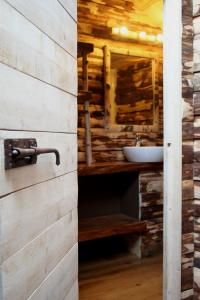 Koupelna v ubytování B&B Le Perchoir