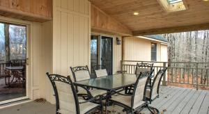 Balkón nebo terasa v ubytování Lakeledge Hideaway by VCI Real Estate Services